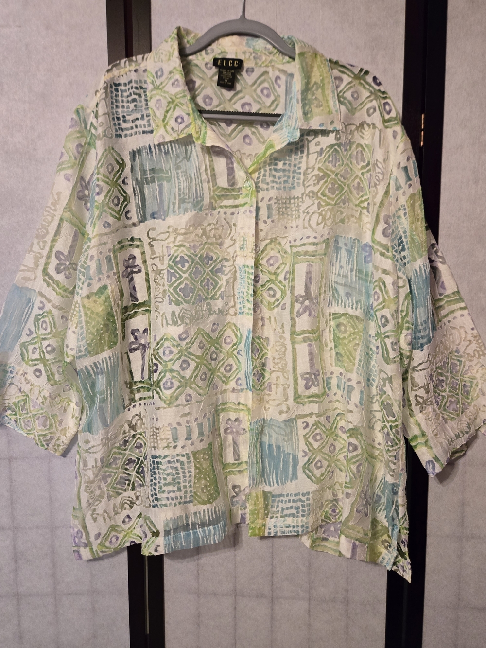 ELCC Vintage Women's Casual Button-Up Shirt in White with Green & Blue Print